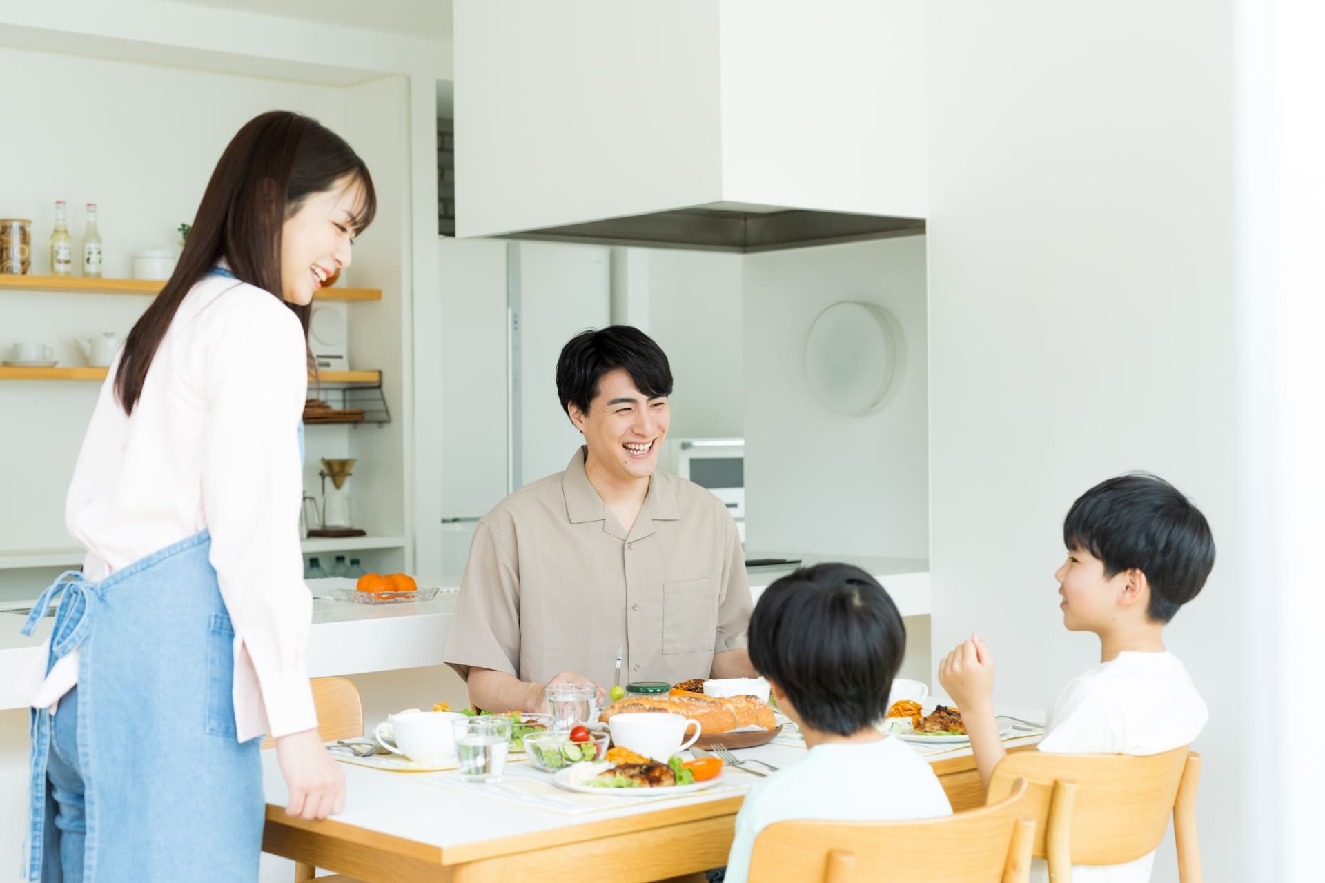 地鶏でも、ブロイラーでもない“ちょうどいい美味しさ