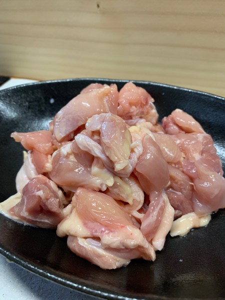 若鶏小間切れ